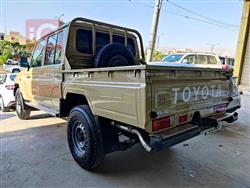 Toyota Land Cruiser 70 Pickup